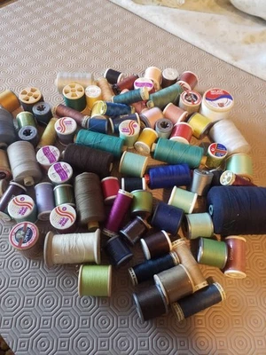 Large 1 Kilo Bundle of  Sewing Threads, includes Gutermann, Sylko, Star etc (b) - Image 1 of 3