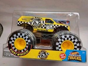 Hot Wheels Monster Trucks Oversized Taxi Monster Truck Fans! Smoke Free - Picture 1 of 12