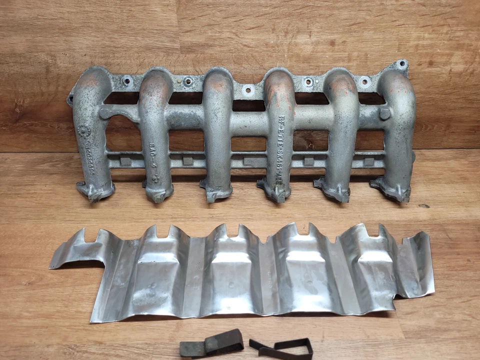 Впускной коллектор 87 88 89 90 91 92 93 94 95 Ford F150 F250 4,9 л Rf E7TE 9K461 A5 - Изображение 1 из 4