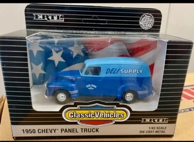 Camión de reparto Chevy Suburban ERTL 1950 escala 1:43 nuevo en caja Foto 1 de 4