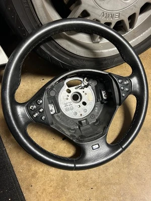 1999 - 2002 BMW Z3 E36 M Sport Steering Wheel Black Leather  (OEM) 32342229487 - image 1 of 4