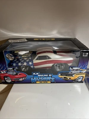 Muscle Machines 1966 GTO Stars and Stripes 2002 1:18 Diecast Car New #71166 - Image 1 of 4