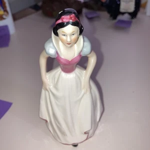 Vintage Goebel Disney Snow White Porcelain Lady Figurine 5.75” Great Condition! - Picture 1 of 4