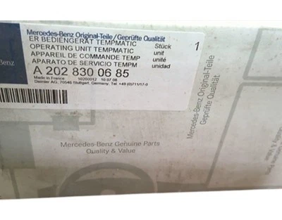 Mercedes-Benz OPERATING UNIT A2028300685 NEW OEM - Image 1 of 4