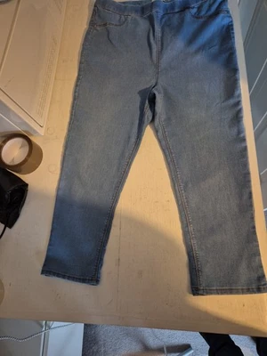 Women's Jeggins Stretch Size 16 3/4 Lenght Stone Wash - Image 1 of 4