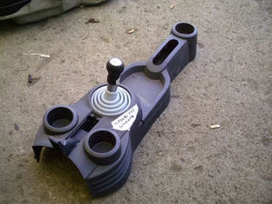 Mitsubishi Colt Z30 Mittelkonsole  Bj.04-08 - Bild 1 von 1