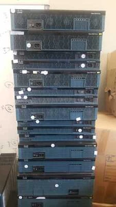 Cisco 2951-SEC/UC/DATACENTER/k9 2951 Gigabit Router 1x PWR-AC W/ Rack Mount Kit - Bild 1 von 1