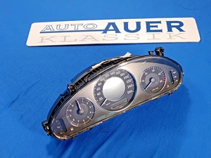 Strumentazione contachilometri Mercedes W211 E 280 / E320 CDI A2115402448 - Foto 1 di 4