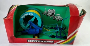 Britains 9547 1:32 Scale Model of 1980 Wright Rain ST110 Hose Drum Irrigator NEW - Foto 1 di 9