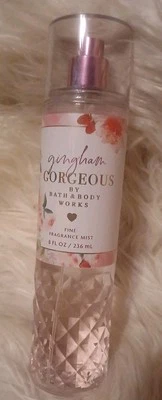 Hermosa bruma de fragancia fina Bath & Body Works guinga Foto 1 de 4