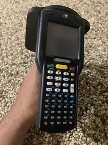 Motorola MC319ZUS RFID Barcode Scanner No Cradle - Picture 1 of 8