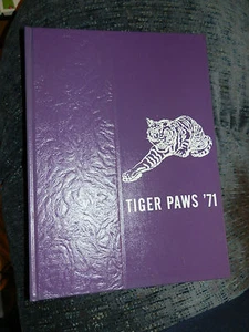 1971 SENECA EAST Tiger Paws Attica OH HIGH SCHOOL YEARBOOK Annual - Picture 1 of 1