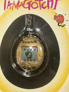 Vintage Gold Tamagotchi Toys R Us Exclusive MIB Rare Vintage 90s - Picture 1 of 7