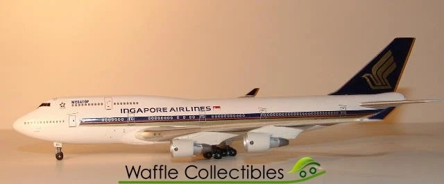 Модель самолета 1:400 Dragon Wings Singapore Airlines B 747-400 9V-SMC 3414 55316 - Изображение 1 из 1