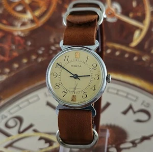 Vintage Watch USSR Pobeda 2602 Yellow Dial Watch 15 Jewels Soviet Crab Case - Picture 1 of 16