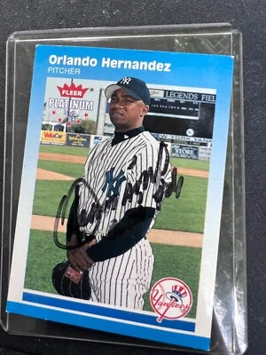 2002 Fleer Platinum - #220 Orlando Hernandez AUTOGRAPHED  - Image 1 of 2
