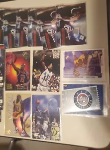 97 Count Shaquille Oneal Rookies, Inserts, Singles lot - Picture 1 of 6