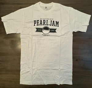 Pearl Jam ~ Chicago Wrigley Setlist ~ SMALL Shirt ~ July 19, 2013 - Picture 1 of 2