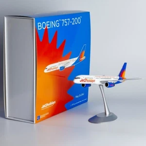 NG Models 1:200 Jet2 Holidays G-LSAJ Boeing 757-200 Model Aircraft - Picture 1 of 10