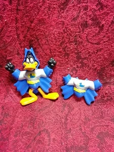 Figurina vintage 1991 Warner Bros DAFFY DUCK SUPER LOONEY TUNES McDonald's con costume - Foto 1 di 1