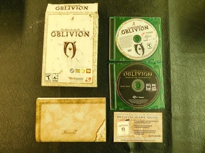 the elder scrolls iv: oblivion pc (2006) missing manual - Image 1 of 4
