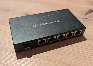 Ubiquiti EdgeRouter X SFP – Gigabit Router in Top Zustand + OVP! - Bild 1 von 2