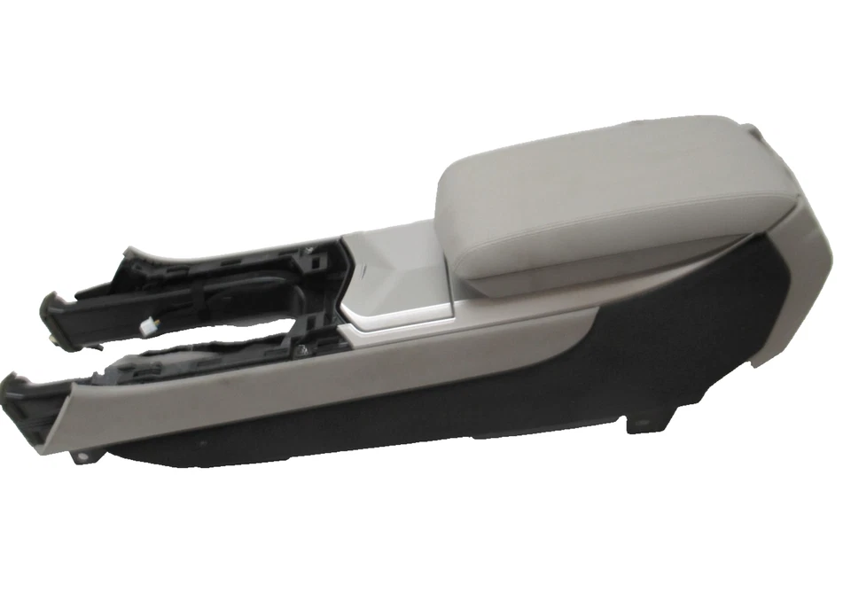 Consola de piso delantero conjunto de titanio. Portavasos reposabrazos Cadillac CTS 2010-2014 Foto 1 de 4