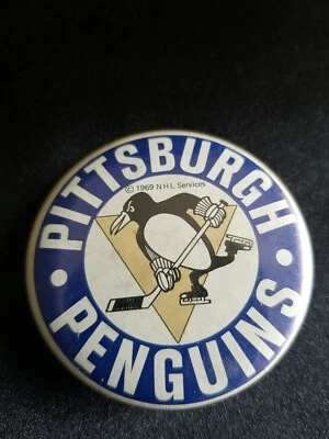 Vtg 1969 NHL Pittsburgh Penguins Pinback Button Pin Collectable  - Image 1 of 4