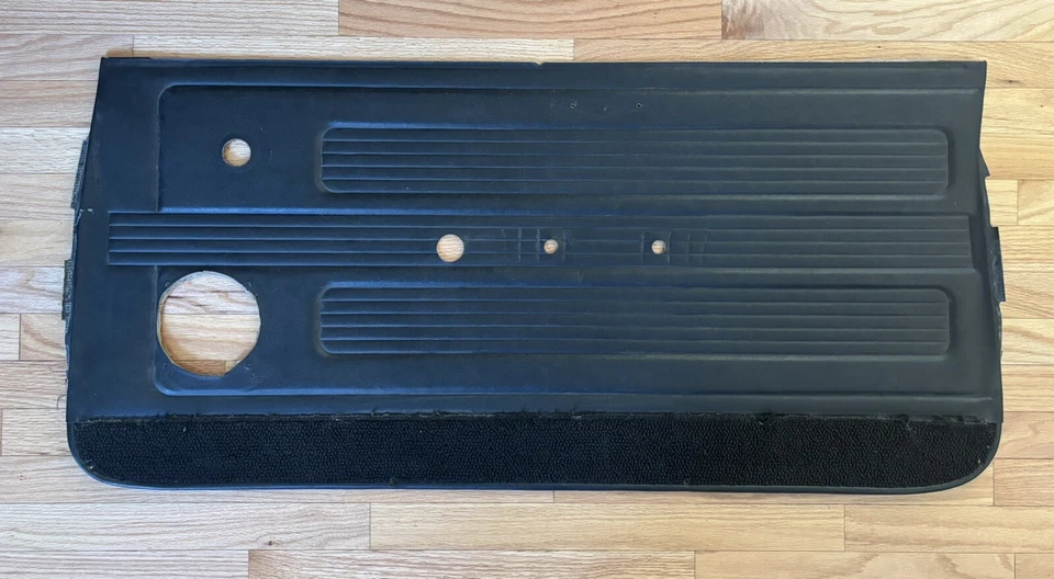 Pontiac Lemans GTO 1967 panel de puerta de pasajero delantero OEM original GM Foto 1 de 4