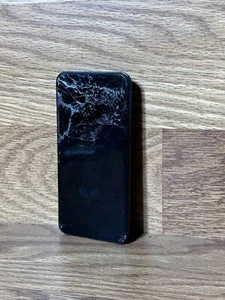 Samsung Galaxy A10e SM-A102U Smartphone - ASIS - Picture 1 of 7