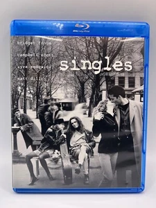 SINGLES Blu-ray 90s Cameron Crowe Matt Dillon Bridget Fonda OOP - Picture 1 of 6