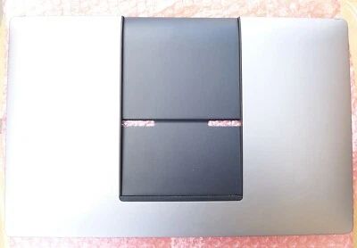 nuova cover lcd posteriore originale Acer Aspire R7-571 R7-572 argento AP0YO0... - Immagine 1 di 2