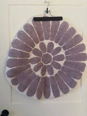 Juego de 2 alfombras redondas moradas y blancas de 24 y 30 pulgadas de diámetro Foto 1 de 4