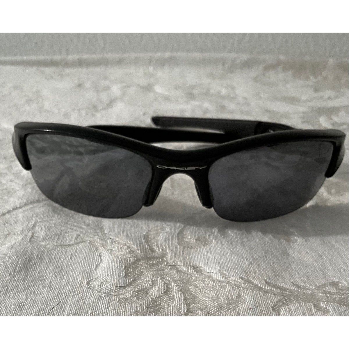 小物 Vintage Oakley Flak Jacket Made in USA Oakley Flak jacket sunglasses Black & Burgundy 03-918 56 21