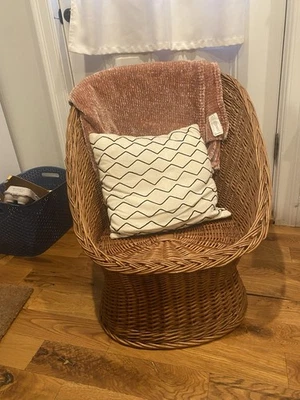 De colección ⭐️Silla Acento WicKer BOHO ⭐️Cubo Taza Huevo Ratán Años 70 Natural Costero  Foto 1 de 2