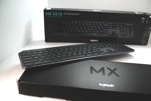 LOGITECH MX KEYS * MASTER SERIES WIRELESS KEYBOARD *PC*MAC*LINUX*IOS*ANDROID - Picture 1 of 10