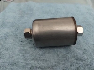 New Premium Fuel Filter for Jaguar XJ8  XJR XK8 XKR 1998-2009 4.0L 4.2L Engines - Picture 1 of 4