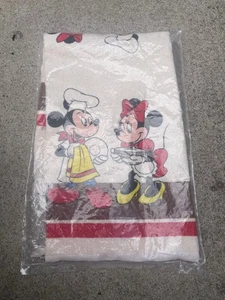 Vintage 1980s CHEF Mickey Mouse Minnie Mouse DISNEY KITCHEN HAND TOWEL Small - Picture 1 of 3