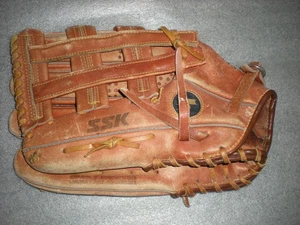 SSK Sasaki Dimple II DPG-777 13" Baseball Glove Mitt Left Handed - Picture 1 of 13