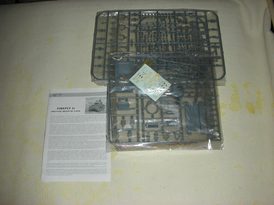 1/72 EXTRATECH SHERMAN FIREFLY IC - EXM 72041 (SENZA SCATOLA MA COMPLETO) - Immagine 1 di 1