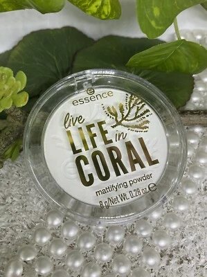 essence live LIFE in CORAL Mattifying Powder Kompaktpuder Fixierung 01 8g *neu* - Bild 1 von 3