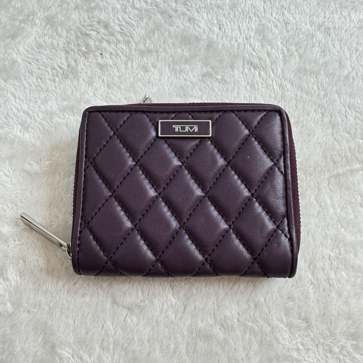 Tumi Zip-Around Wallets for Women | eBay Tumi Zip-Around Wallets for Women | eBay