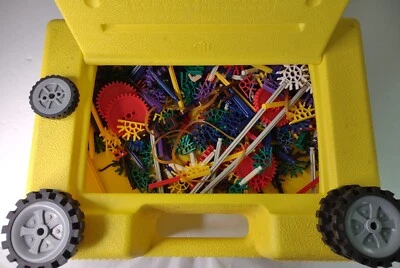 Vintage 1994 K'NEX  Basic Set #30010 with carrying case. - Image 1 of 3