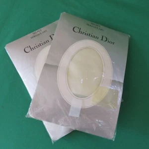 Neu mit Etikett Vintage Christian Dior 2 Paar Strumpfhosen Größe 3 ultra transparent Alabaster 4443 - Bild 1 von 3
