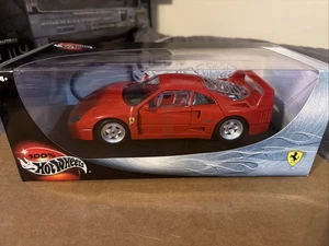 100% Hot Wheels Ferrari F40 1:18 Toy Vehicle Die cast Red Model  - Picture 1 of 9