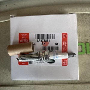 LAND ROVER/ RANGE ROVER/ JAGUAR SPARK PLUGS. NEW GENUINE PART LR178881 - Picture 1 of 2