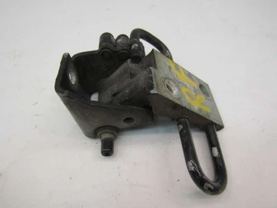 2006-2008 奥迪 A4 右乘客前门下部铰链原始设备制造商 8E0831412E — 第 1/4 张图片