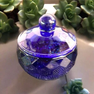 Handgefertigtes kobaltblaues Harzdeckelglas glitzerndes und funkelndes Zubehör für zu Hause - Bild 1 von 6