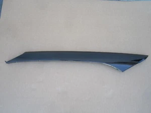 os210144 Chevy BLAZER 2019 2020 2022 FRONT WINDSHIELD RH TRIM PILLAR MOULDING OE - Picture 1 of 4