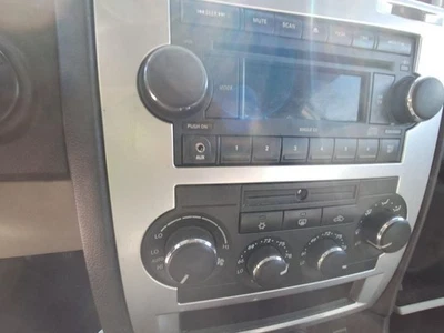 Control de temperatura con temperatura automática Fahrenheit se adapta a 05-07 300 2600827 Foto 1 de 3